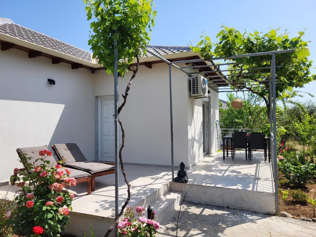 Ioannis Houses - Gemuetliches Ferienhaus Im Olivenhain Skala Potamia  Exteriör bild